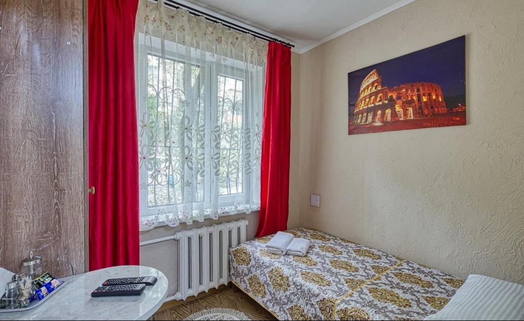 Апартаменты На Улице Клочкова, 128 Alma-Ata Buitenkant foto